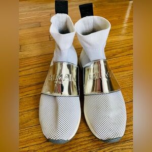 Great Condition/Gently Worn- Balmain High Top  White Knit Sneaker - Sz 37